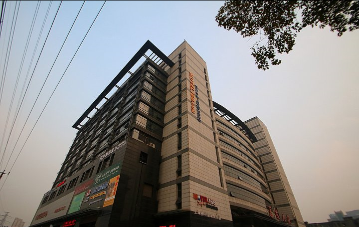 上海莫泰连锁旅店（七宝店）