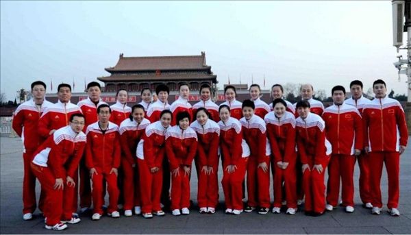 中国女排在天安门 中国女排在天安门