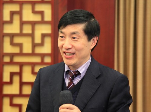 鲁成银 鲁成银
