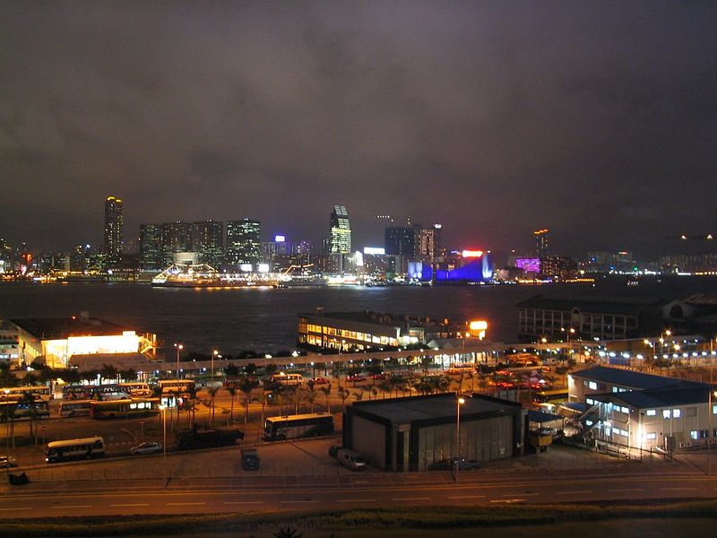 中环码头夜景 中环码头夜景
