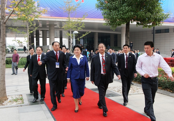 刘延东同志考察学校 刘延东同志考察学校