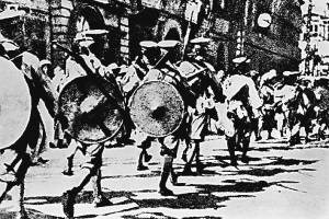 武汉革命军1927年进入汉口英租界进行接管 武汉革命军1927年进入汉口英租界进行接管