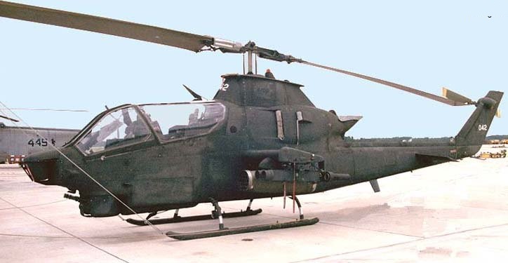 AH-1S(MOD),增加了“糖碗”尾喷管 AH-1S(MOD),增加了“糖碗”尾喷管