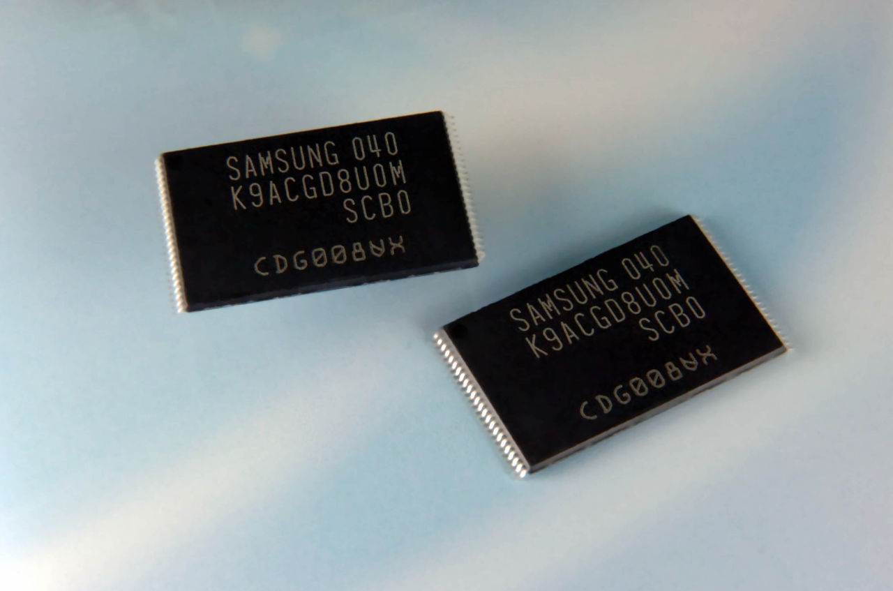 NAND Flash Memory NAND Flash Memory