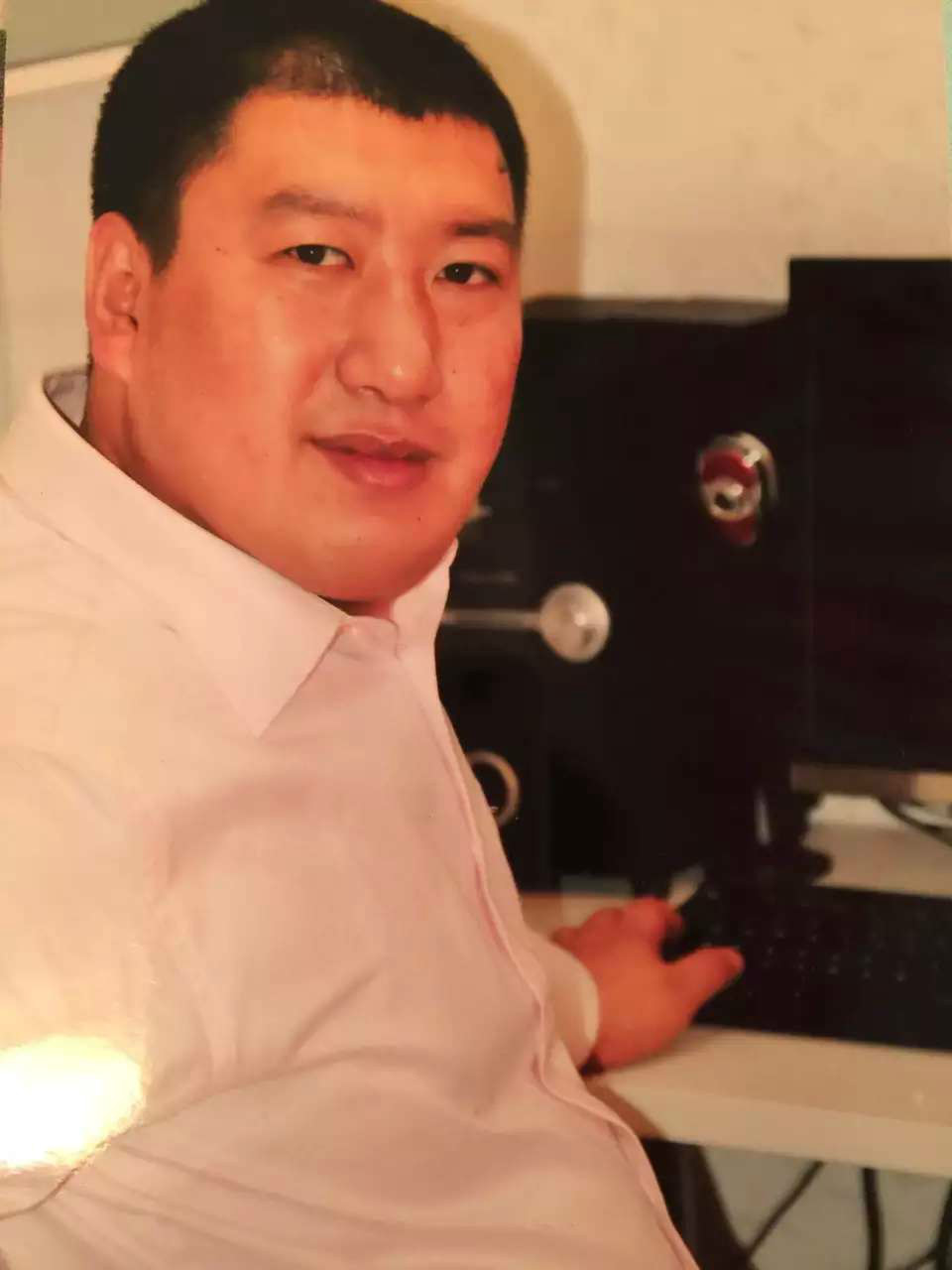 一团乱麻(一仆三主) 一团乱麻(一仆三主)
