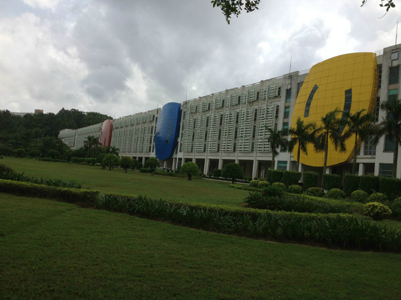 教学楼侧影 教学楼侧影