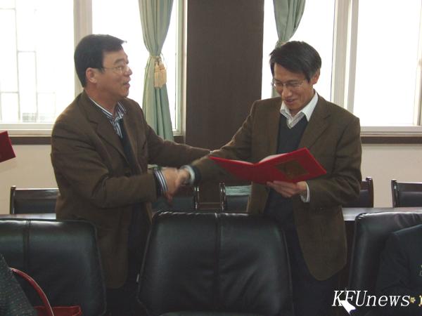 罗运军 罗运军