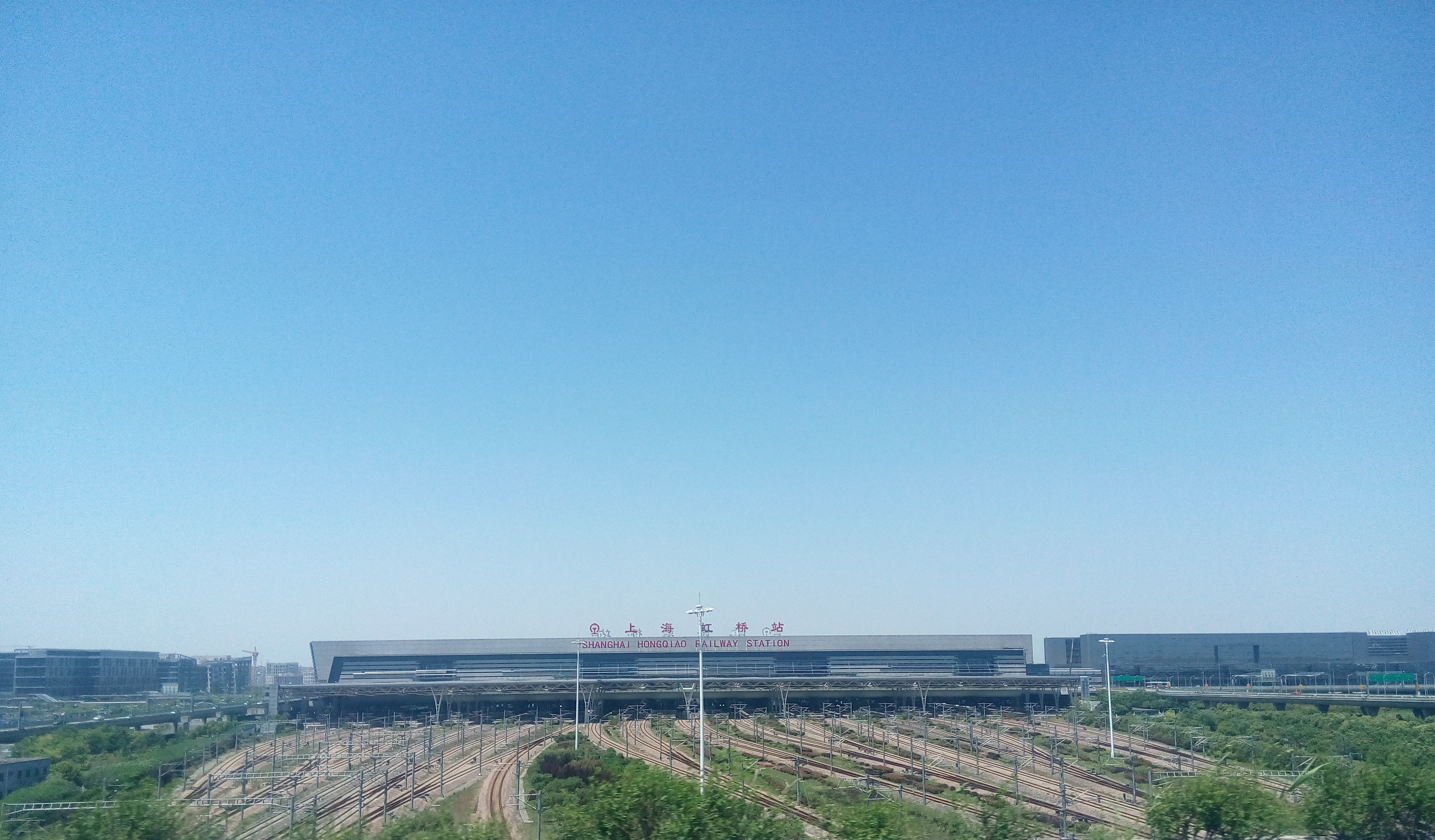 上海虹桥站远景图 上海虹桥站远景图