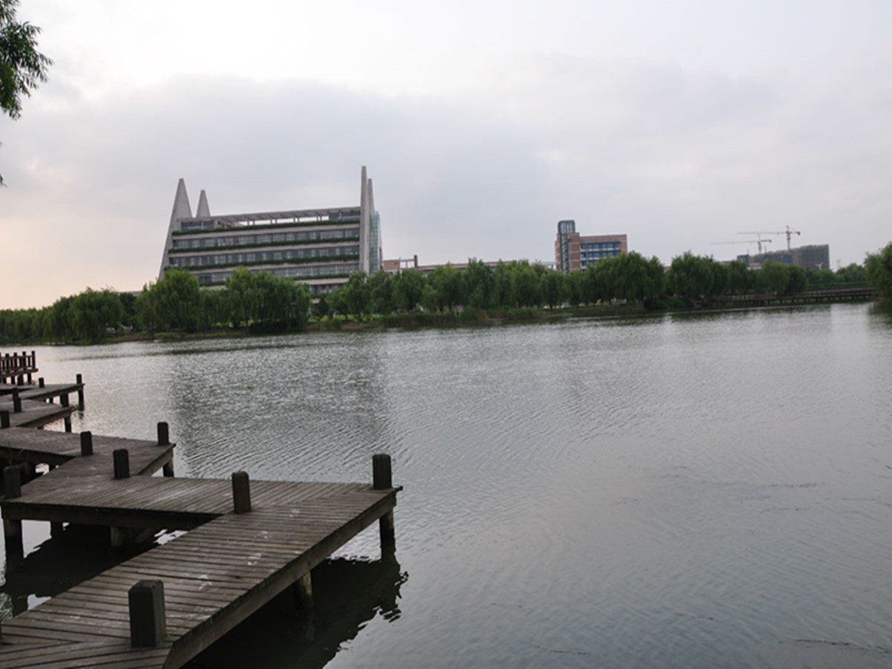 上海长宁科技学院 上海长宁科技学院