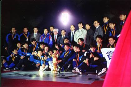 1995年甲A联赛冠军合影 1995年甲A联赛冠军合影