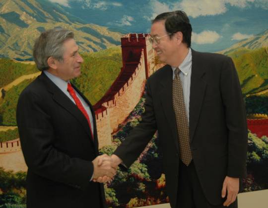中国人民银行行长会见沃尔福威茨 中国人民银行行长会见沃尔福威茨