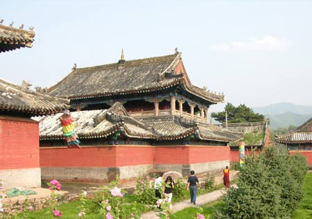 王府博物馆建筑外围一瞥 王府博物馆建筑外围一瞥