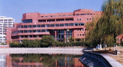 上海交通大学图书馆图1 上海交通大学图书馆图1