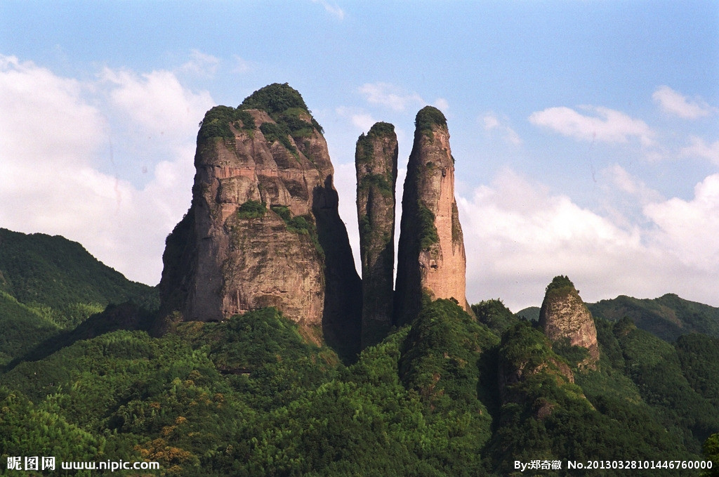 江山江郎山(丹霞地貌) 江山江郎山(丹霞地貌)